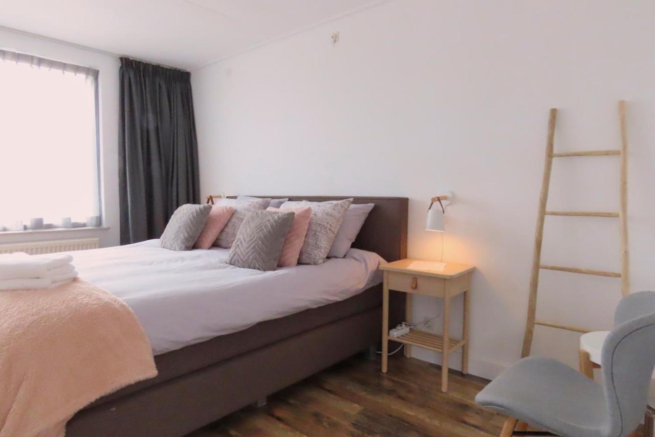 Bed And Breakfast Het Bureau Texel เดอ คุก ภายนอก รูปภาพ