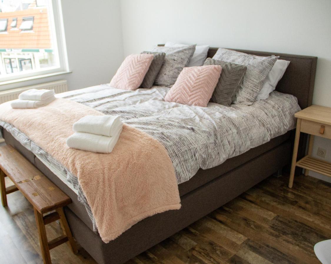 Bed And Breakfast Het Bureau Texel เดอ คุก ภายนอก รูปภาพ